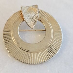 Vintage Collectable Marcel Boucher Model #7339 Brooch